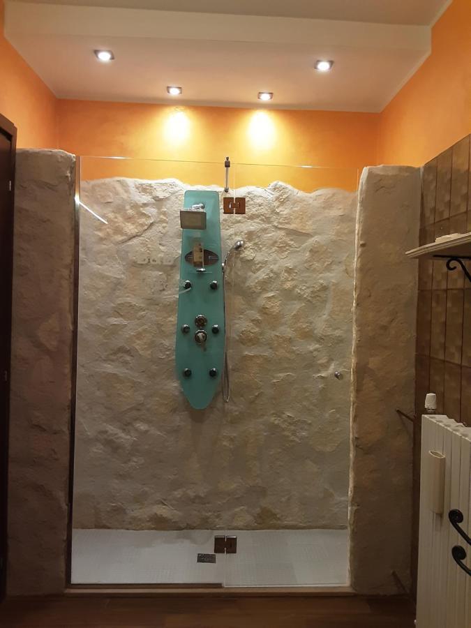 B&B Santa Vittoria Monteleone Sabino Eksteriør billede