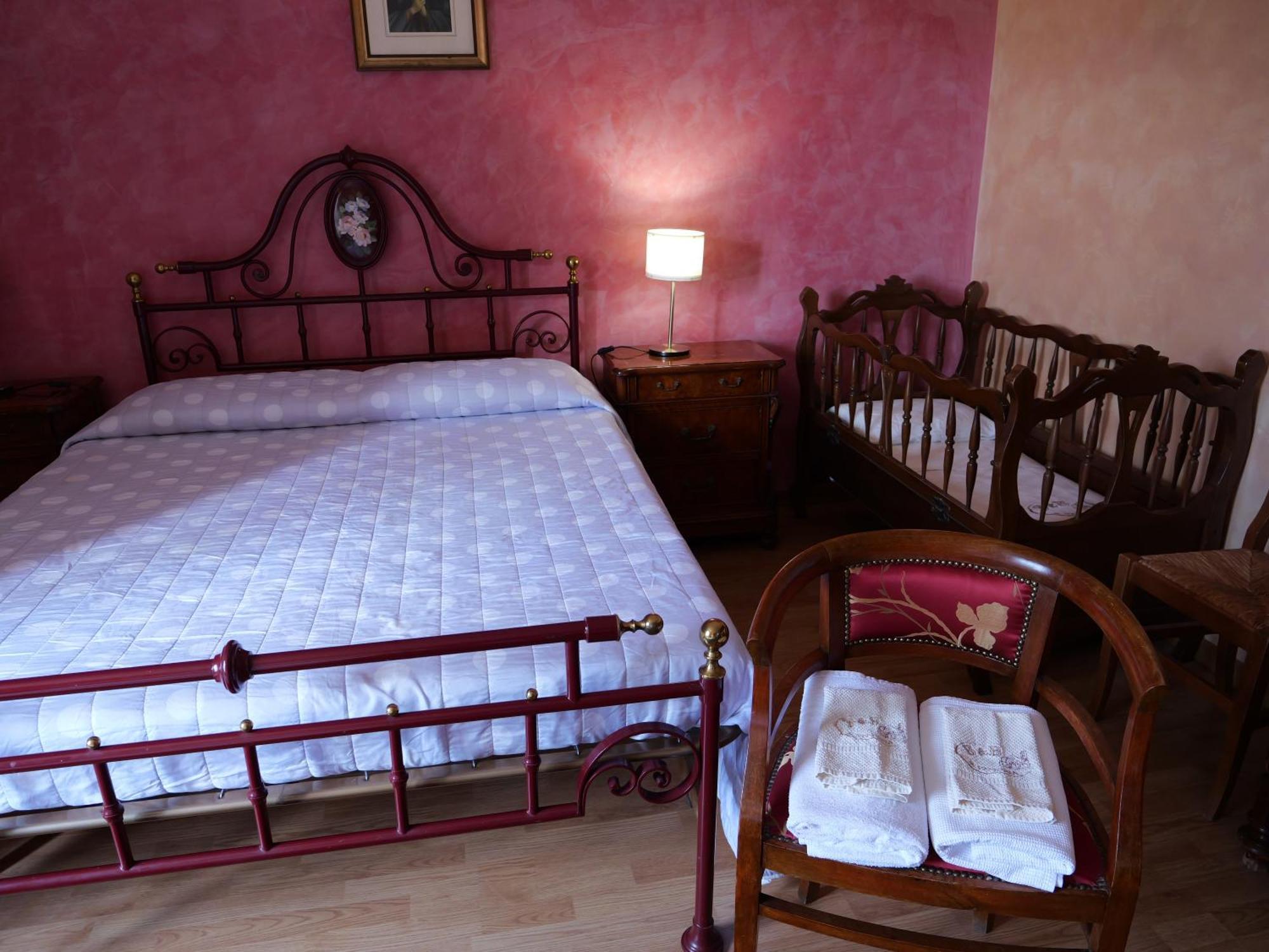 B&B Santa Vittoria Monteleone Sabino Eksteriør billede